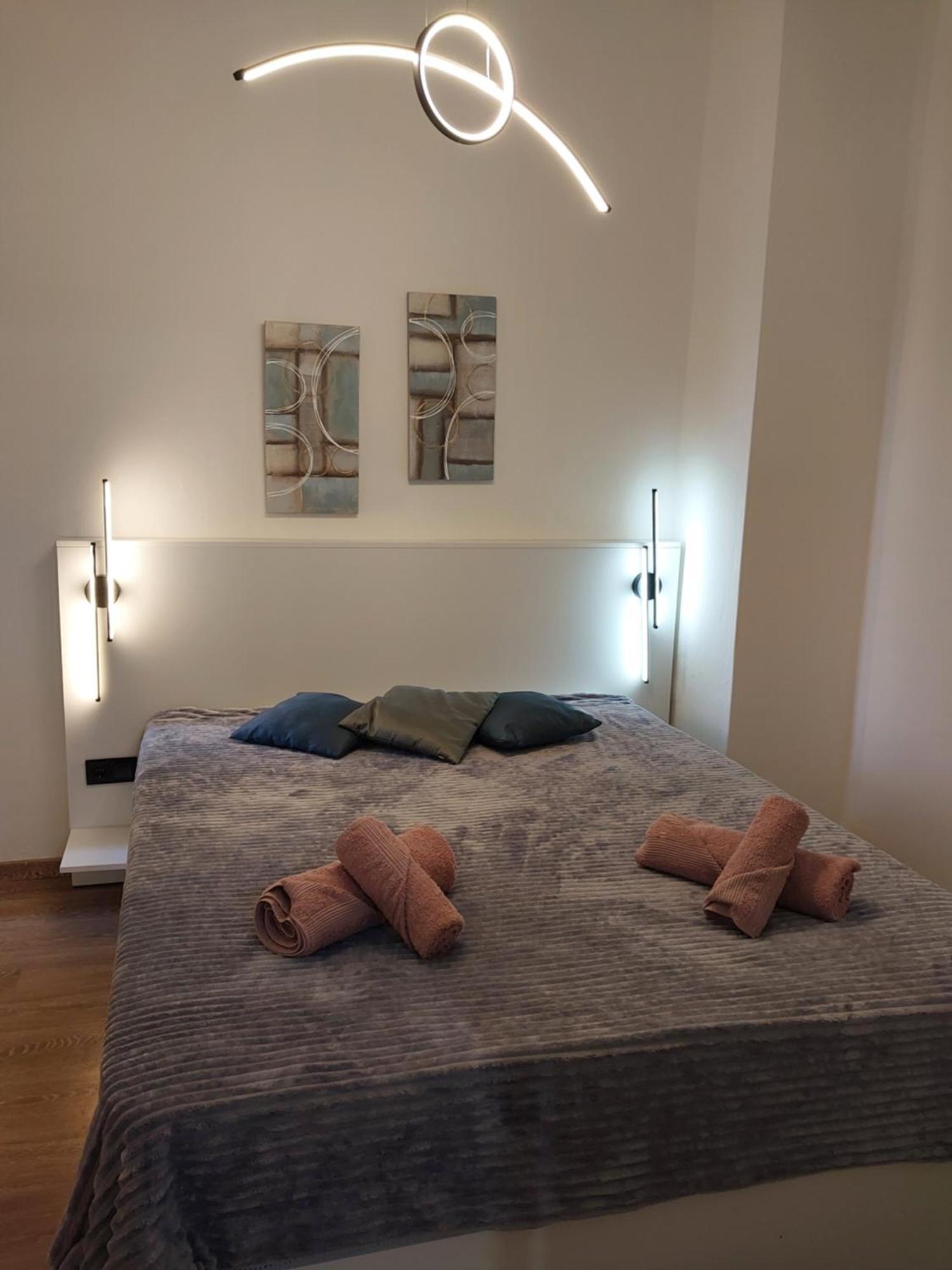 Anibo Studios & Apartments Zero Point 75 Salonicco Esterno foto
